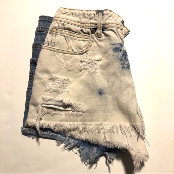 Kendall & Kylie High Rise Denim Shorts - Picture 5 of 8